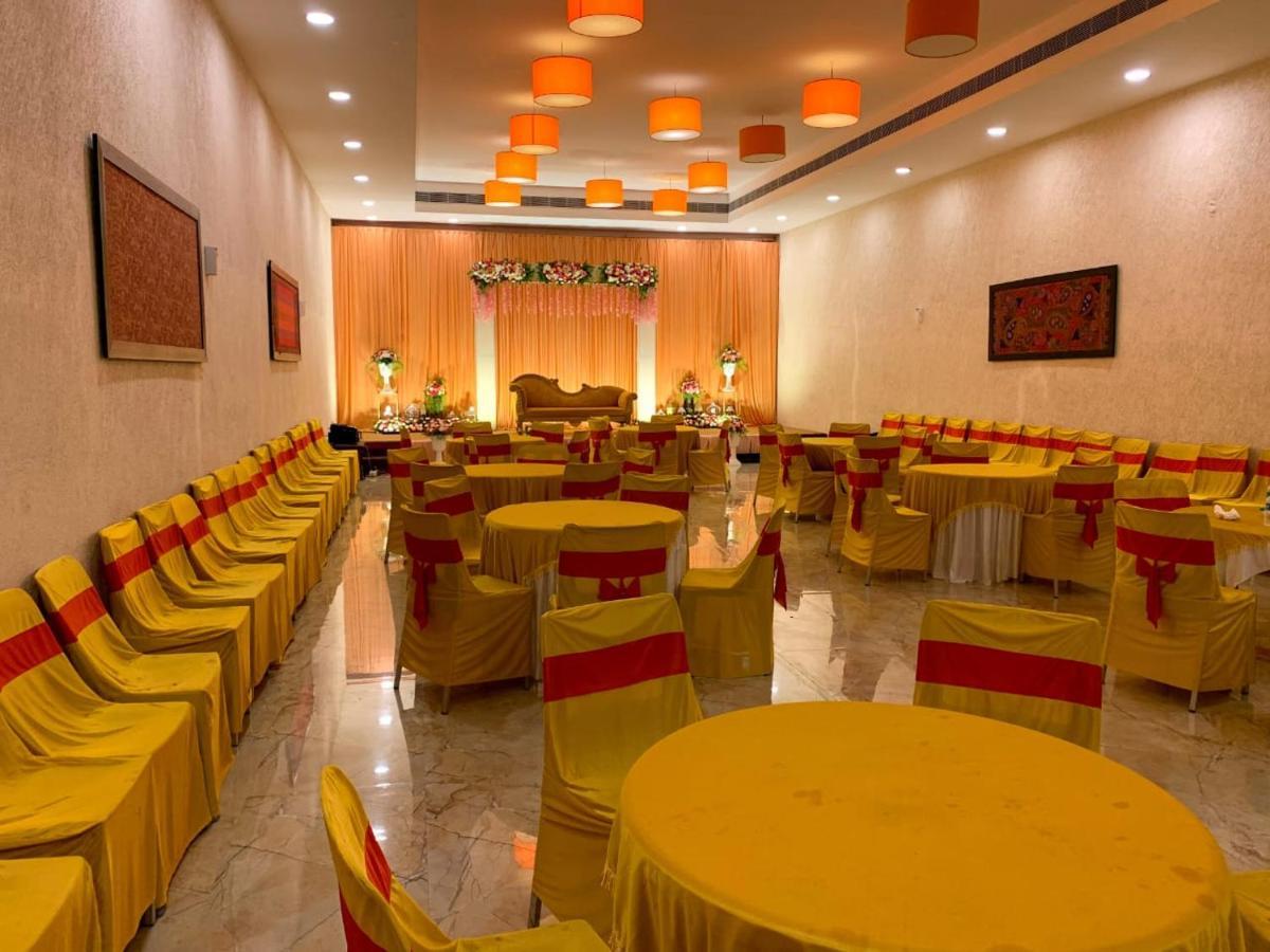 Celebrity Resort - Near Isha Yoga Alāndurai Eksteriør bilde