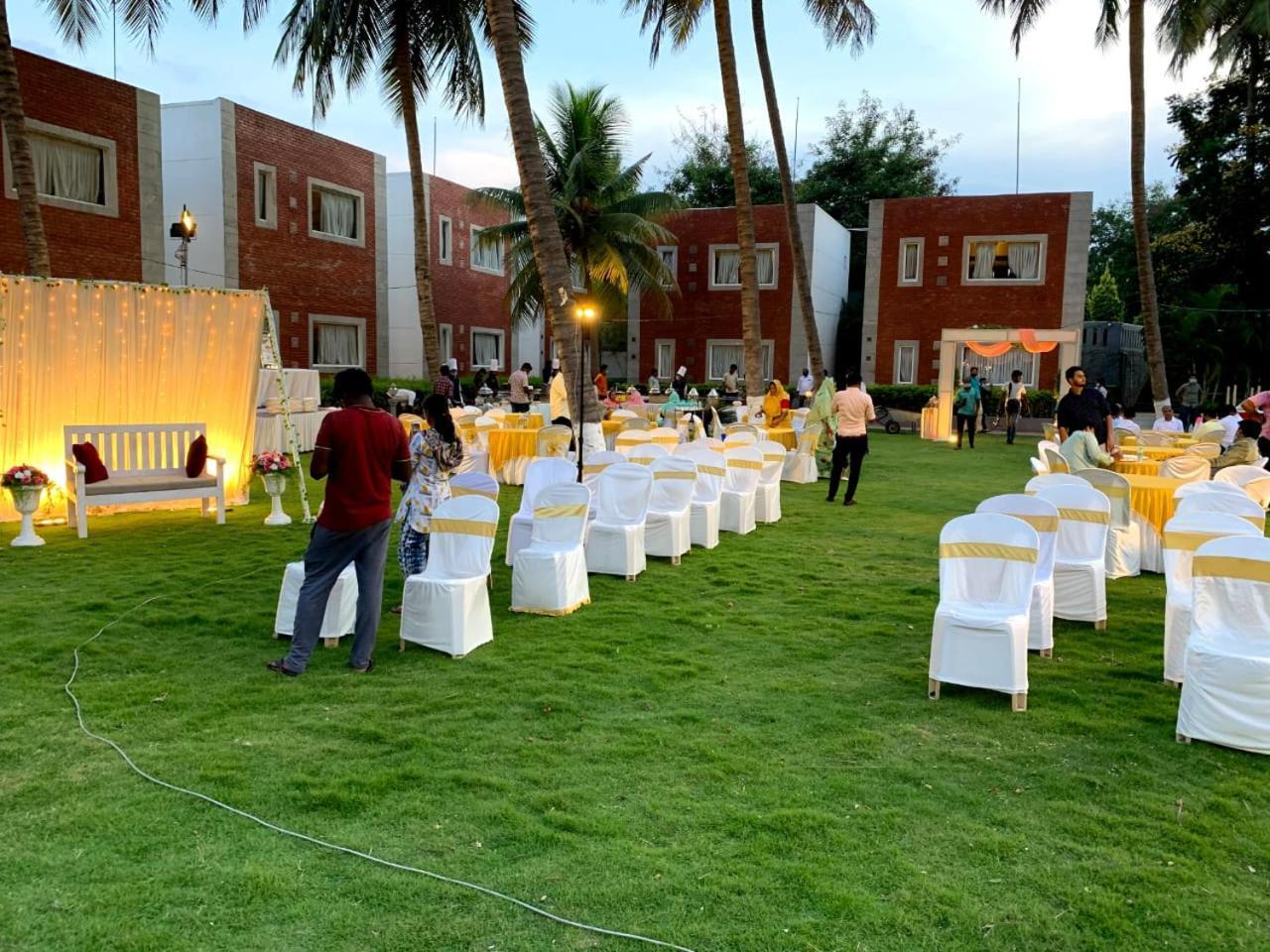 Celebrity Resort - Near Isha Yoga Alāndurai Eksteriør bilde